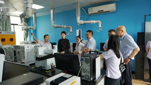 交流提升 聯(lián)動(dòng)發(fā)展——中涂協(xié)孫蓮英會(huì)長(zhǎng)蒞臨巴德富集團(tuán)考察技術(shù)服務(wù)